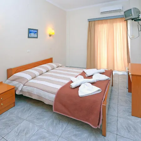 Veroniki Hotel 2*