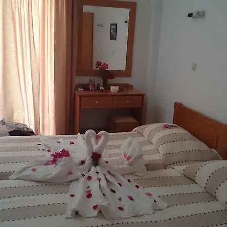 Hotel Veroniki 2*